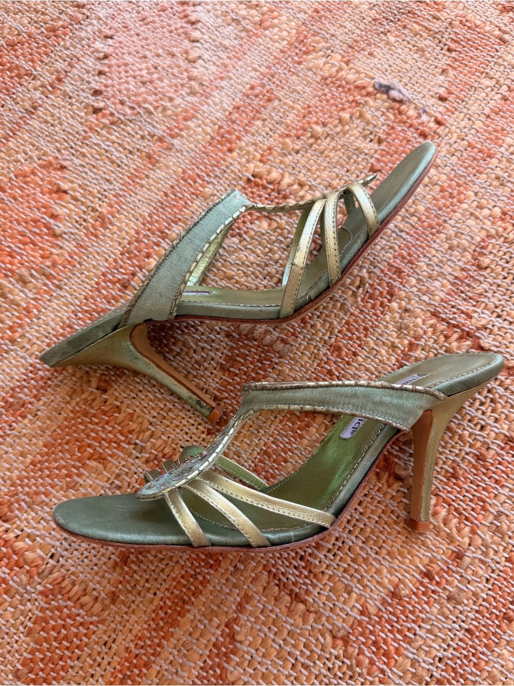 Vintage Y2K Charles David Sage Green Metallic Satin Strappy Sandals Sz 6.5 - Picture 7 of 9